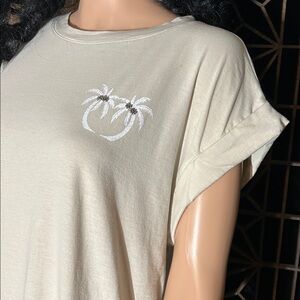 NWOT INC TROPICAL TSHIRT M